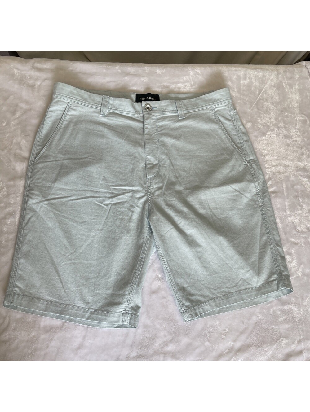Rodd And Gunn Light Blue Active Wear Casual Men’s Short Sz 36